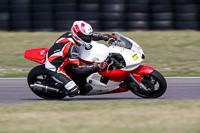 anglesey-no-limits-trackday;anglesey-photographs;anglesey-trackday-photographs;enduro-digital-images;event-digital-images;eventdigitalimages;no-limits-trackdays;peter-wileman-photography;racing-digital-images;trac-mon;trackday-digital-images;trackday-photos;ty-croes
